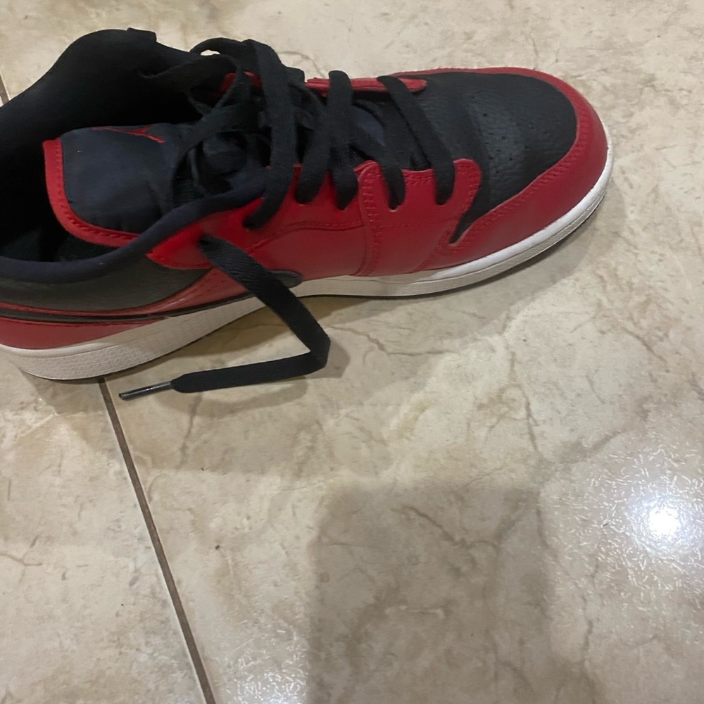 Jordan 1 lows -Kids Red and Black Sneakers - Picture 4 of 7